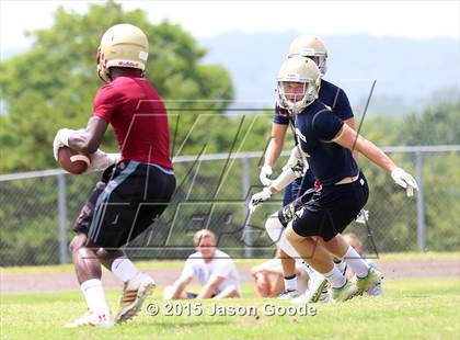 Thumbnail 2 in Ravenwood 7-on-7 Invitational photogallery.