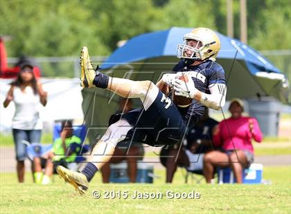Thumbnail 3 in Ravenwood 7-on-7 Invitational photogallery.