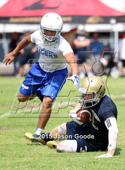 Thumbnail 1 in Ravenwood 7-on-7 Invitational photogallery.