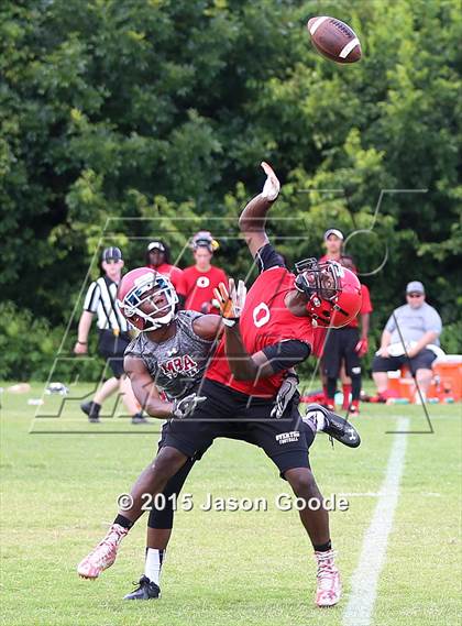 Thumbnail 1 in Ravenwood 7-on-7 Invitational photogallery.
