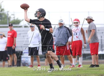 Thumbnail 2 in Ravenwood 7-on-7 Invitational photogallery.