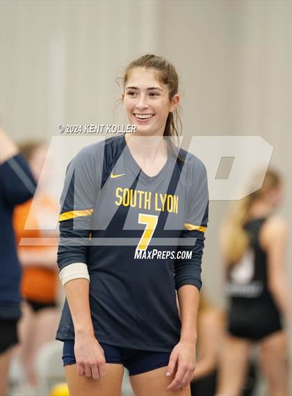 Thumbnail 1 in Anchor Bay vs. South Lyon (Motor City Power Series) photogallery.