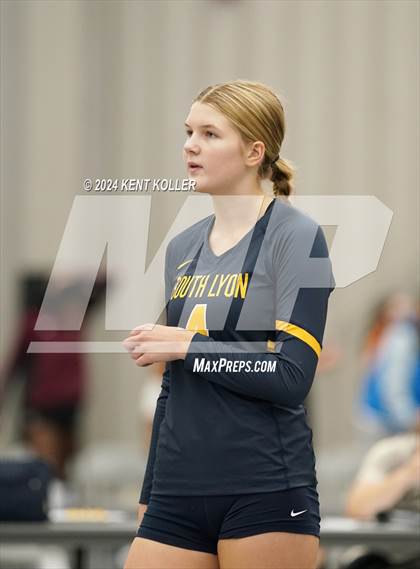 Thumbnail 1 in Anchor Bay vs. South Lyon (Motor City Power Series) photogallery.