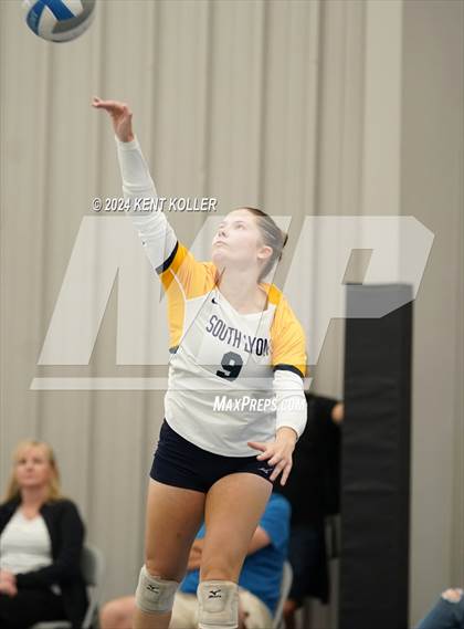 Thumbnail 1 in Anchor Bay vs. South Lyon (Motor City Power Series) photogallery.