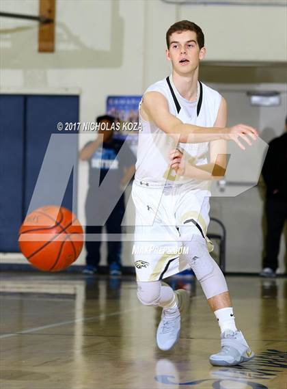 Thumbnail 1 in Oak Park vs. Taft (War on Floor) photogallery.