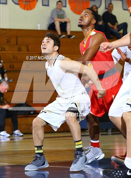 Thumbnail 1 in Oak Park vs. Taft (War on Floor) photogallery.