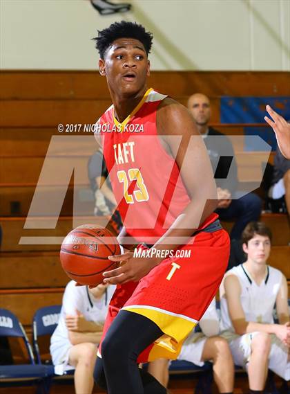Thumbnail 2 in Oak Park vs. Taft (War on Floor) photogallery.