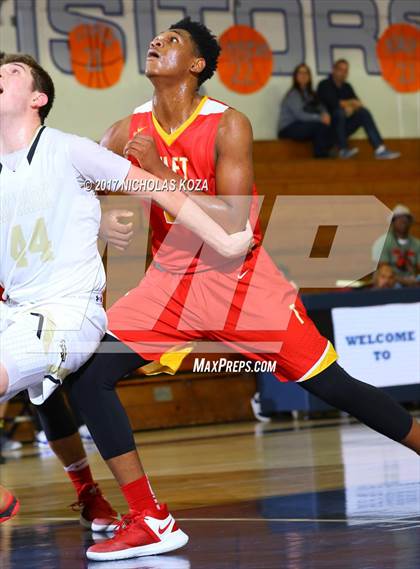 Thumbnail 2 in Oak Park vs. Taft (War on Floor) photogallery.