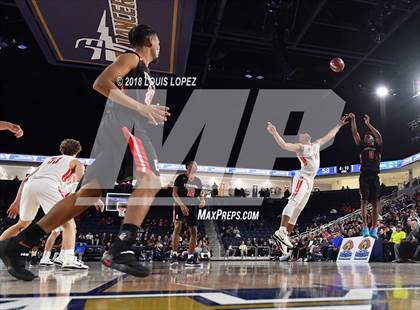 Thumbnail 3 in Etiwanda vs. Mater Dei (CIF SS Open DIV Semi Final) photogallery.