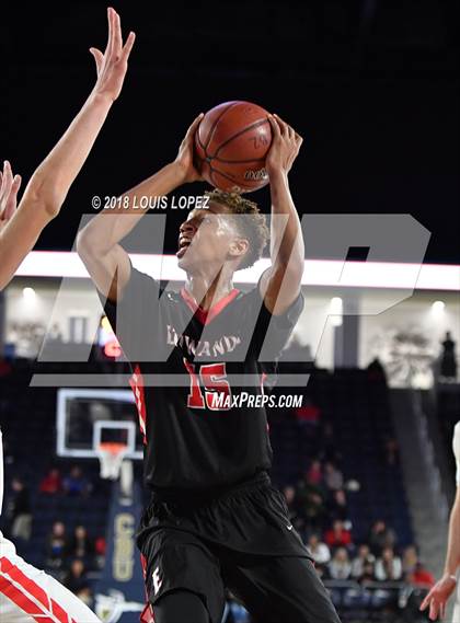 Thumbnail 2 in Etiwanda vs. Mater Dei (CIF SS Open DIV Semi Final) photogallery.