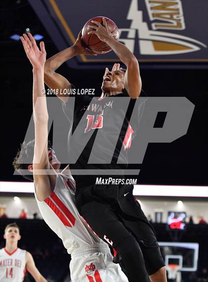 Thumbnail 1 in Etiwanda vs. Mater Dei (CIF SS Open DIV Semi Final) photogallery.
