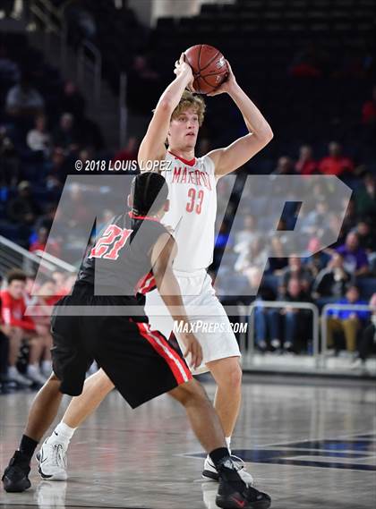 Thumbnail 3 in Etiwanda vs. Mater Dei (CIF SS Open DIV Semi Final) photogallery.