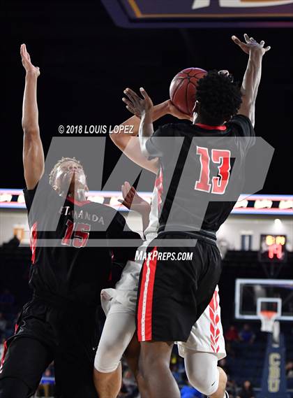 Thumbnail 2 in Etiwanda vs. Mater Dei (CIF SS Open DIV Semi Final) photogallery.