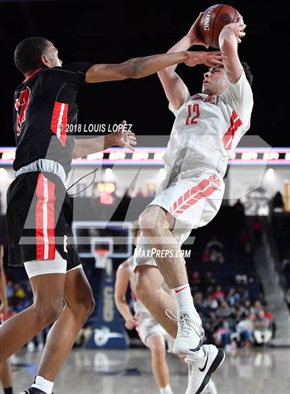Thumbnail 3 in Etiwanda vs. Mater Dei (CIF SS Open DIV Semi Final) photogallery.