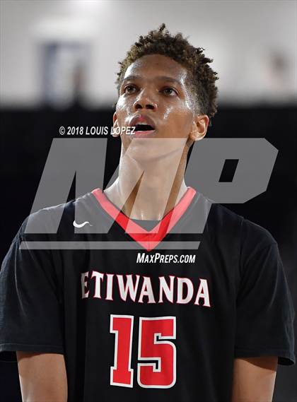 Thumbnail 1 in Etiwanda vs. Mater Dei (CIF SS Open DIV Semi Final) photogallery.
