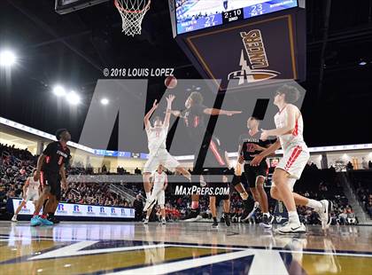 Thumbnail 3 in Etiwanda vs. Mater Dei (CIF SS Open DIV Semi Final) photogallery.