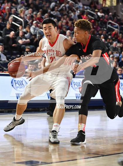 Thumbnail 3 in Etiwanda vs. Mater Dei (CIF SS Open DIV Semi Final) photogallery.