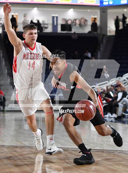 Thumbnail 3 in Etiwanda vs. Mater Dei (CIF SS Open DIV Semi Final) photogallery.