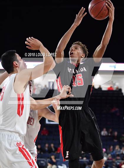 Thumbnail 3 in Etiwanda vs. Mater Dei (CIF SS Open DIV Semi Final) photogallery.