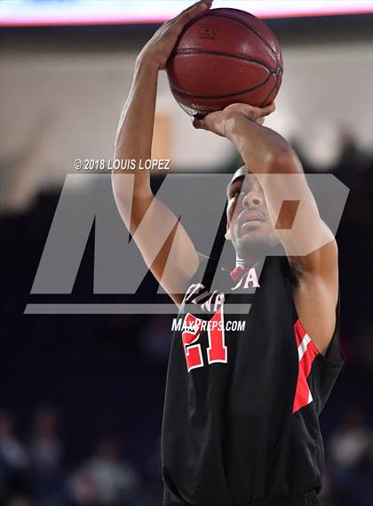 Thumbnail 3 in Etiwanda vs. Mater Dei (CIF SS Open DIV Semi Final) photogallery.