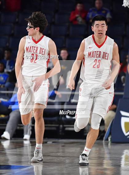 Thumbnail 1 in Etiwanda vs. Mater Dei (CIF SS Open DIV Semi Final) photogallery.