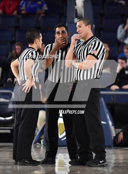 Thumbnail 2 in Etiwanda vs. Mater Dei (CIF SS Open DIV Semi Final) photogallery.