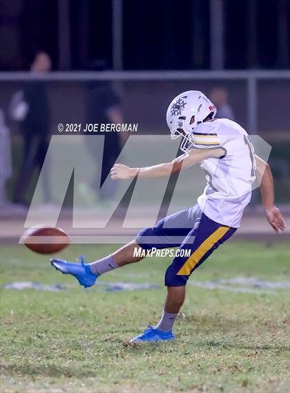 Thumbnail 3 in Shafter @ Highland photogallery.