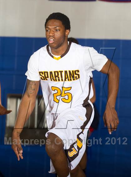 Thumbnail 1 in Thomas Jefferson vs. Pine Creek (Cherry Creek Holiday Classic) photogallery.