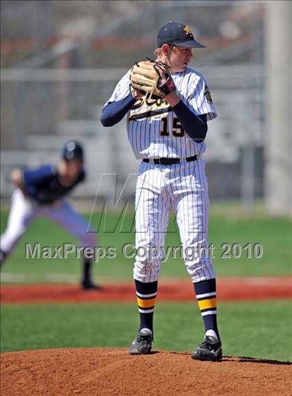 Thumbnail 2 in Highland Park vs. Keller (Scotland Yard Classic) photogallery.