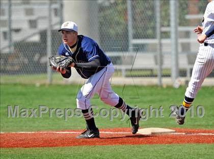 Thumbnail 2 in Highland Park vs. Keller (Scotland Yard Classic) photogallery.