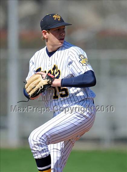 Thumbnail 3 in Highland Park vs. Keller (Scotland Yard Classic) photogallery.