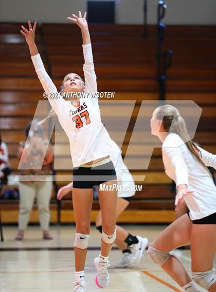 Thumbnail 1 in Hoke County @ South View photogallery.