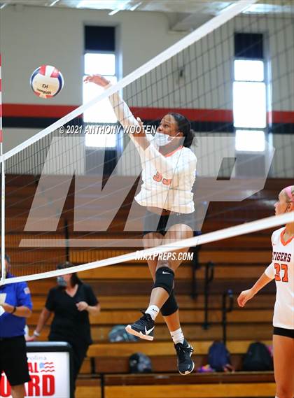 Thumbnail 3 in Hoke County @ South View photogallery.