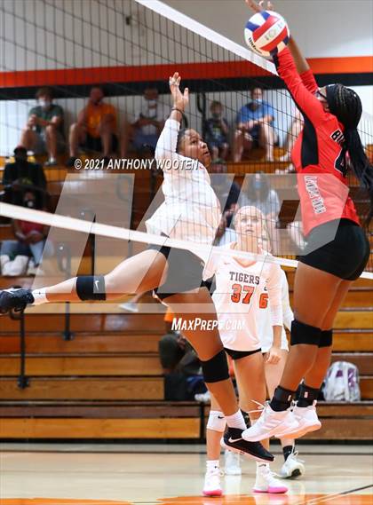 Thumbnail 1 in Hoke County @ South View photogallery.