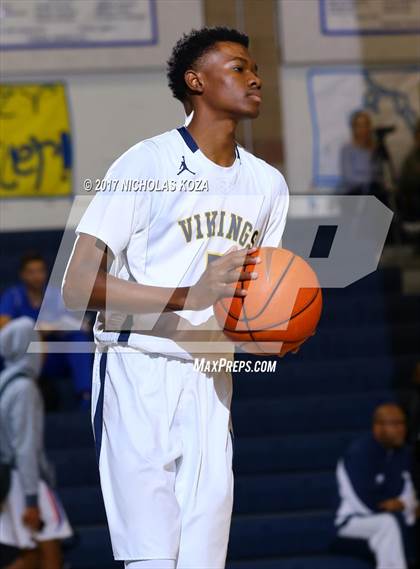 Thumbnail 1 in Serra vs. Campbell Hall (MLK Day Showdown) photogallery.