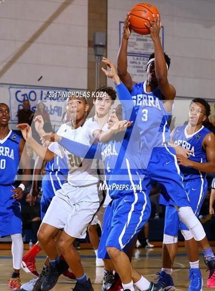 Thumbnail 2 in Serra vs. Campbell Hall (MLK Day Showdown) photogallery.