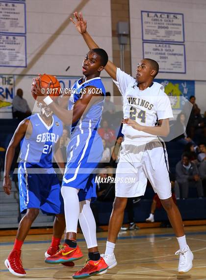 Thumbnail 3 in Serra vs. Campbell Hall (MLK Day Showdown) photogallery.
