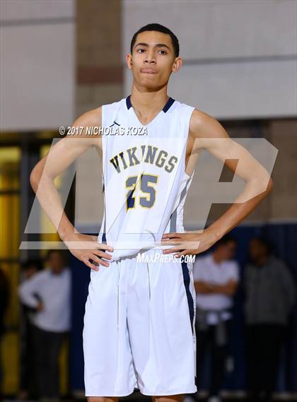 Thumbnail 2 in Serra vs. Campbell Hall (MLK Day Showdown) photogallery.
