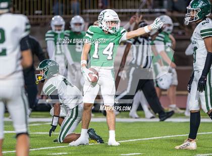 Thumbnail 1 in Kapa'a vs. Konawaena (HHSAA Division 1 Final) photogallery.