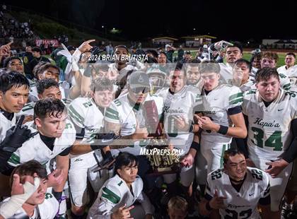 Thumbnail 2 in Kapa'a vs. Konawaena (HHSAA Division 1 Final) photogallery.