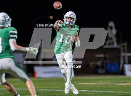Thumbnail 3 in Kapa'a vs. Konawaena (HHSAA Division 1 Final) photogallery.