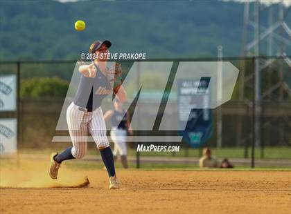 Thumbnail 3 in James Wood @ Woodgrove (VHSL Class 4 Quarterfinal) photogallery.