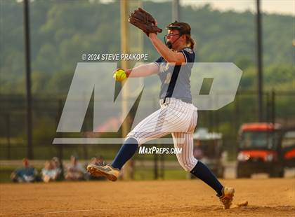 Thumbnail 1 in James Wood @ Woodgrove (VHSL Class 4 Quarterfinal) photogallery.