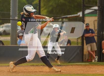 Thumbnail 3 in James Wood @ Woodgrove (VHSL Class 4 Quarterfinal) photogallery.