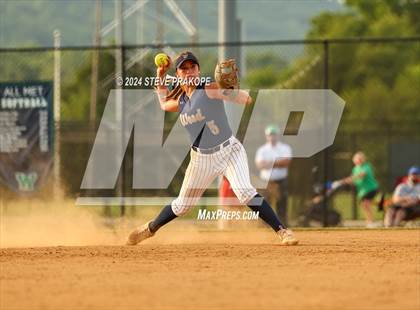Thumbnail 2 in James Wood @ Woodgrove (VHSL Class 4 Quarterfinal) photogallery.