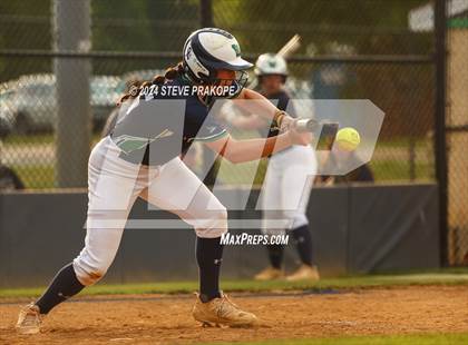 Thumbnail 1 in James Wood @ Woodgrove (VHSL Class 4 Quarterfinal) photogallery.