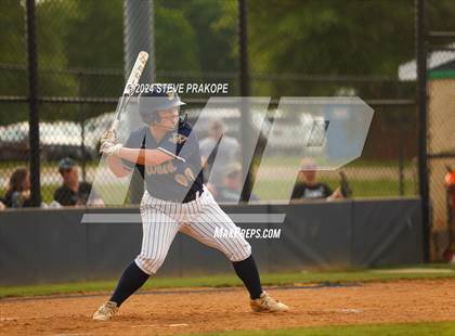 Thumbnail 2 in James Wood @ Woodgrove (VHSL Class 4 Quarterfinal) photogallery.