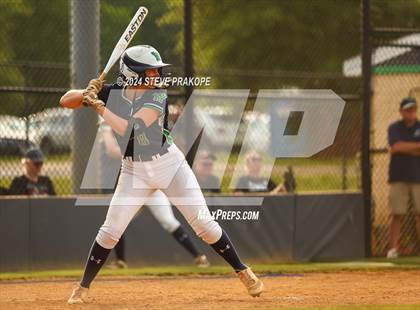 Thumbnail 2 in James Wood @ Woodgrove (VHSL Class 4 Quarterfinal) photogallery.