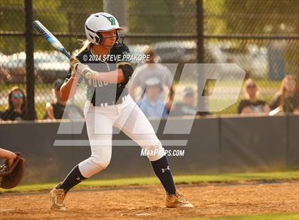 Thumbnail 1 in James Wood @ Woodgrove (VHSL Class 4 Quarterfinal) photogallery.