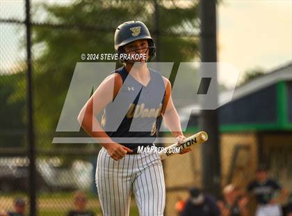 Thumbnail 1 in James Wood @ Woodgrove (VHSL Class 4 Quarterfinal) photogallery.